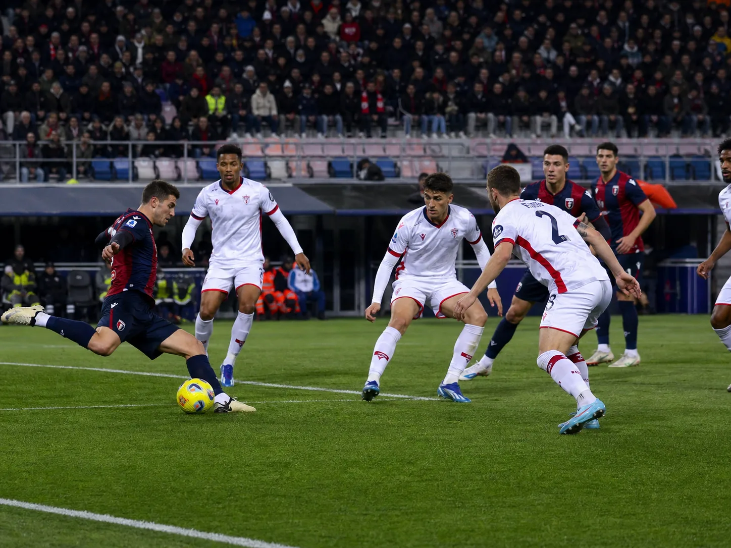Bologna 1909 Cagliari Calcio : un 0-0 qui pèse