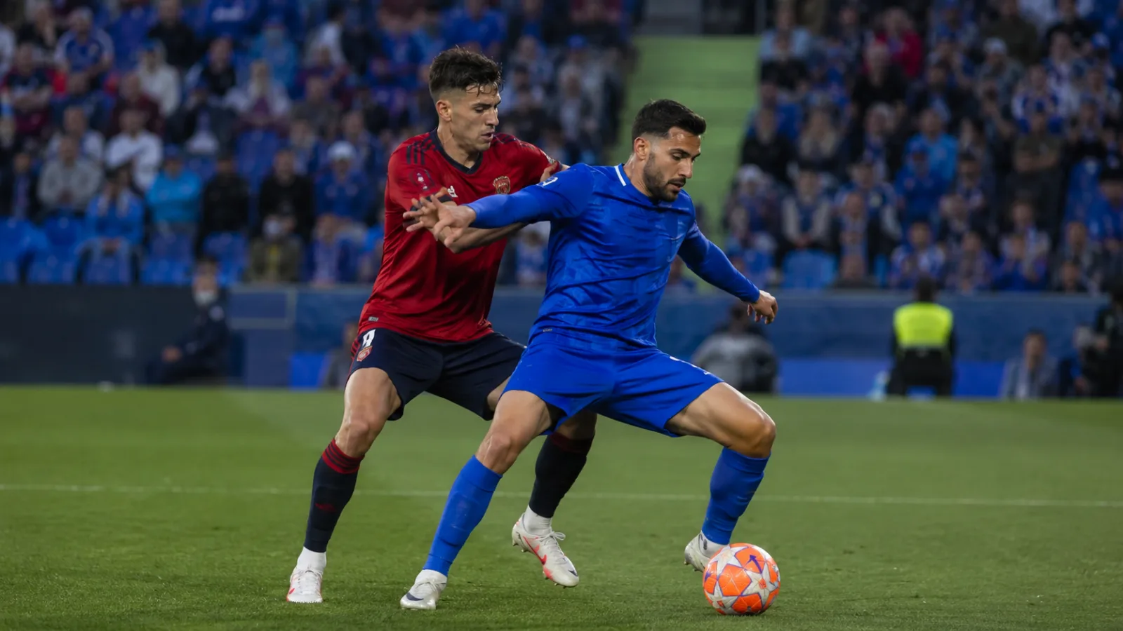 Getafe CA Osasuna - duel intense au Coliseum lors du match de Liga