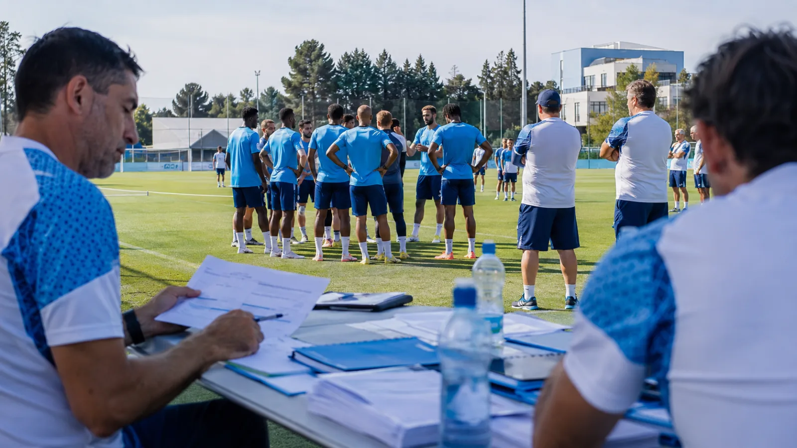 Mercato de l'OM : séance de travail et réflexion sportive autour du futur effectif