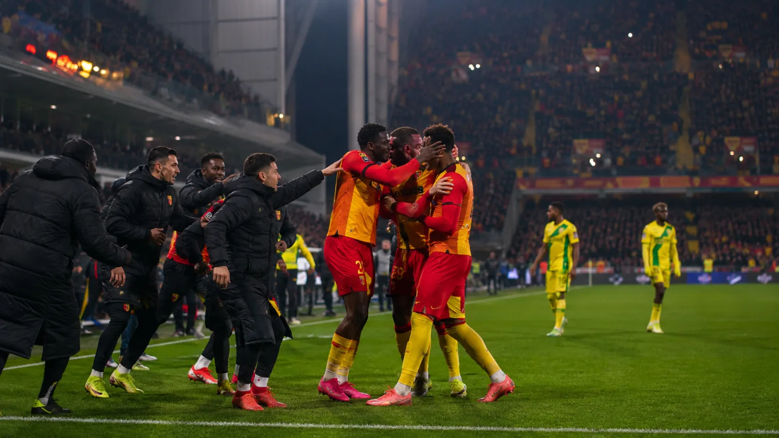 Racing Club de Lens Nantes - célébration lensoise après le but décisif