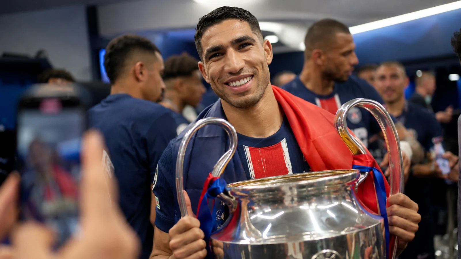 réaction de Kylian Mbappé sous la publication d'Achraf Hakimi