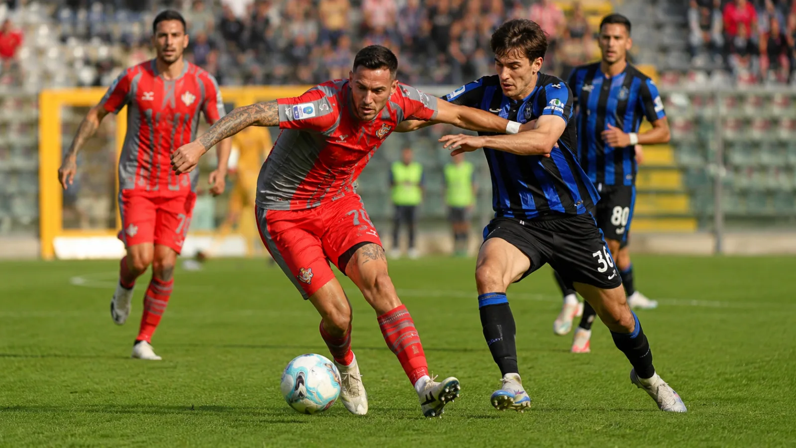 US Cremonese Pisa 1909 duel de match entre Cremonese et Pisa en Serie A