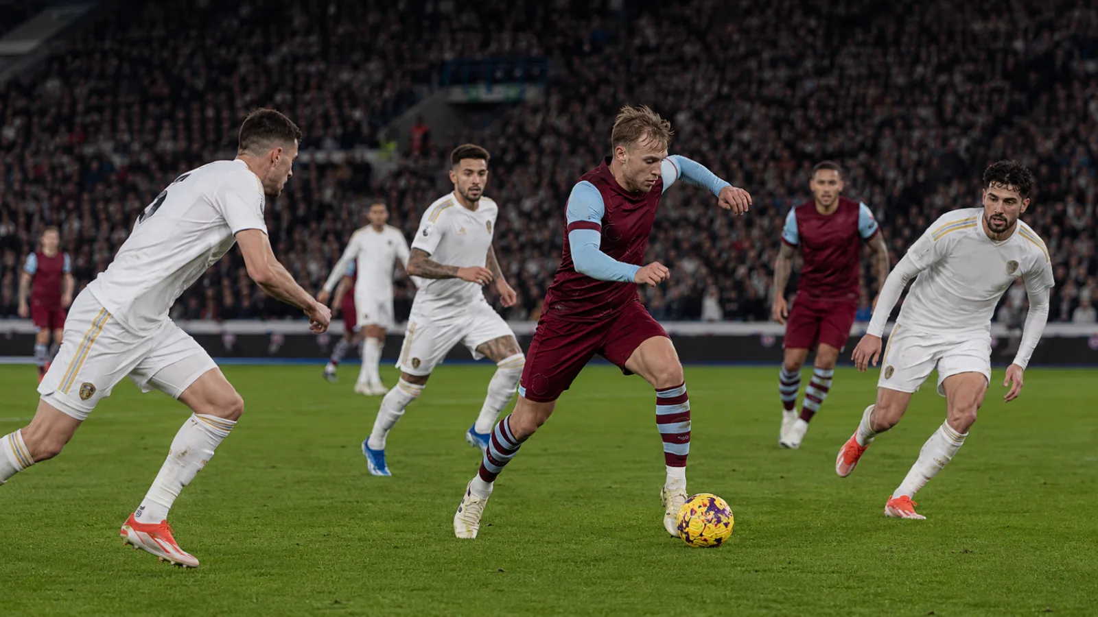 West Ham United Leeds United action éditoriale réaliste en Premier League