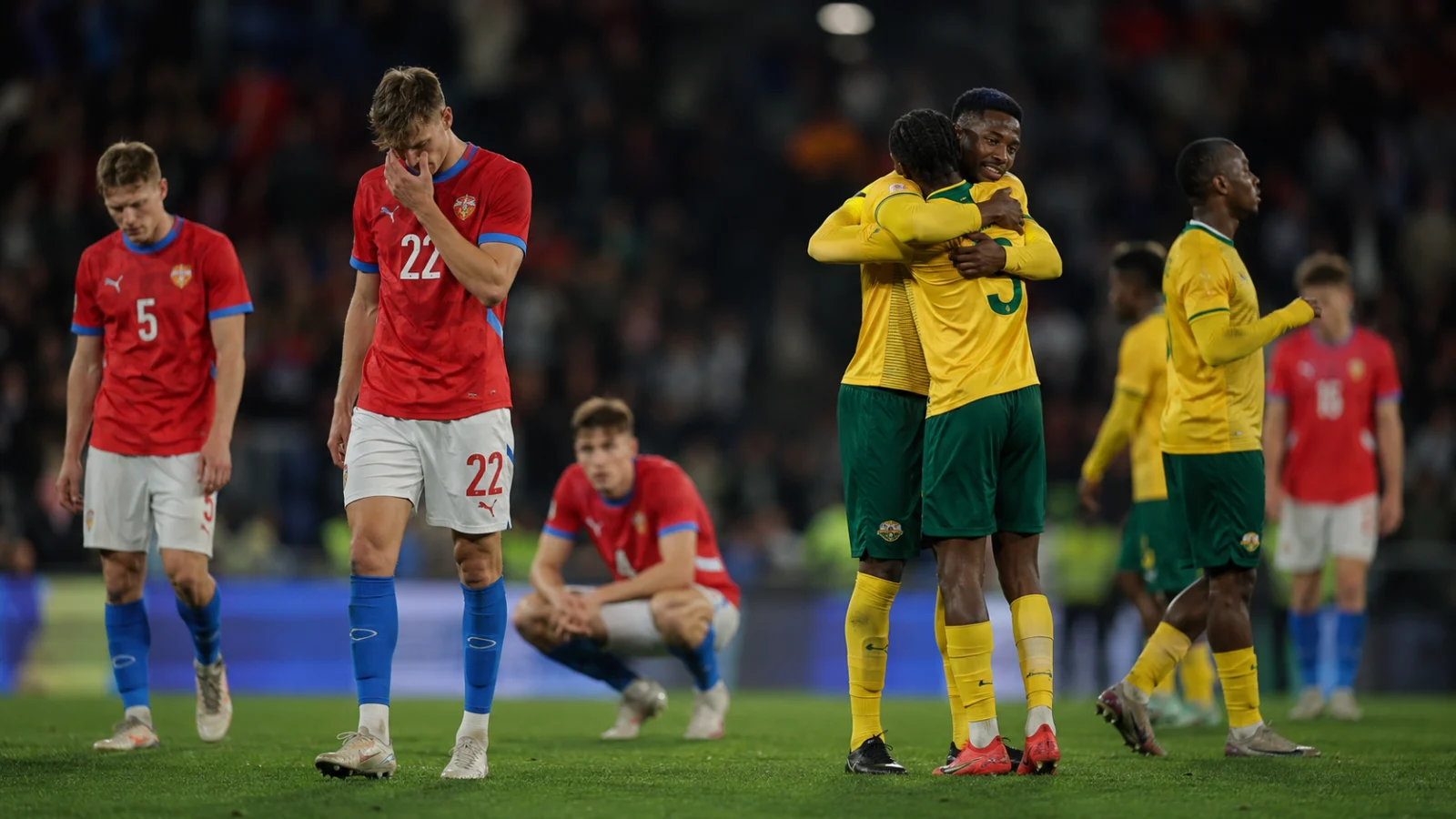 Czechia South Africa duel au milieu de terrain pendant le match