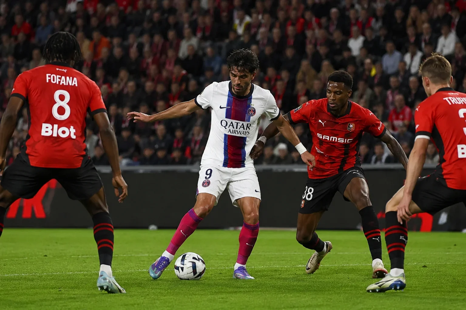 Stade Rennais Paris Saint-Germain : duel au milieu de terrain en Ligue 1