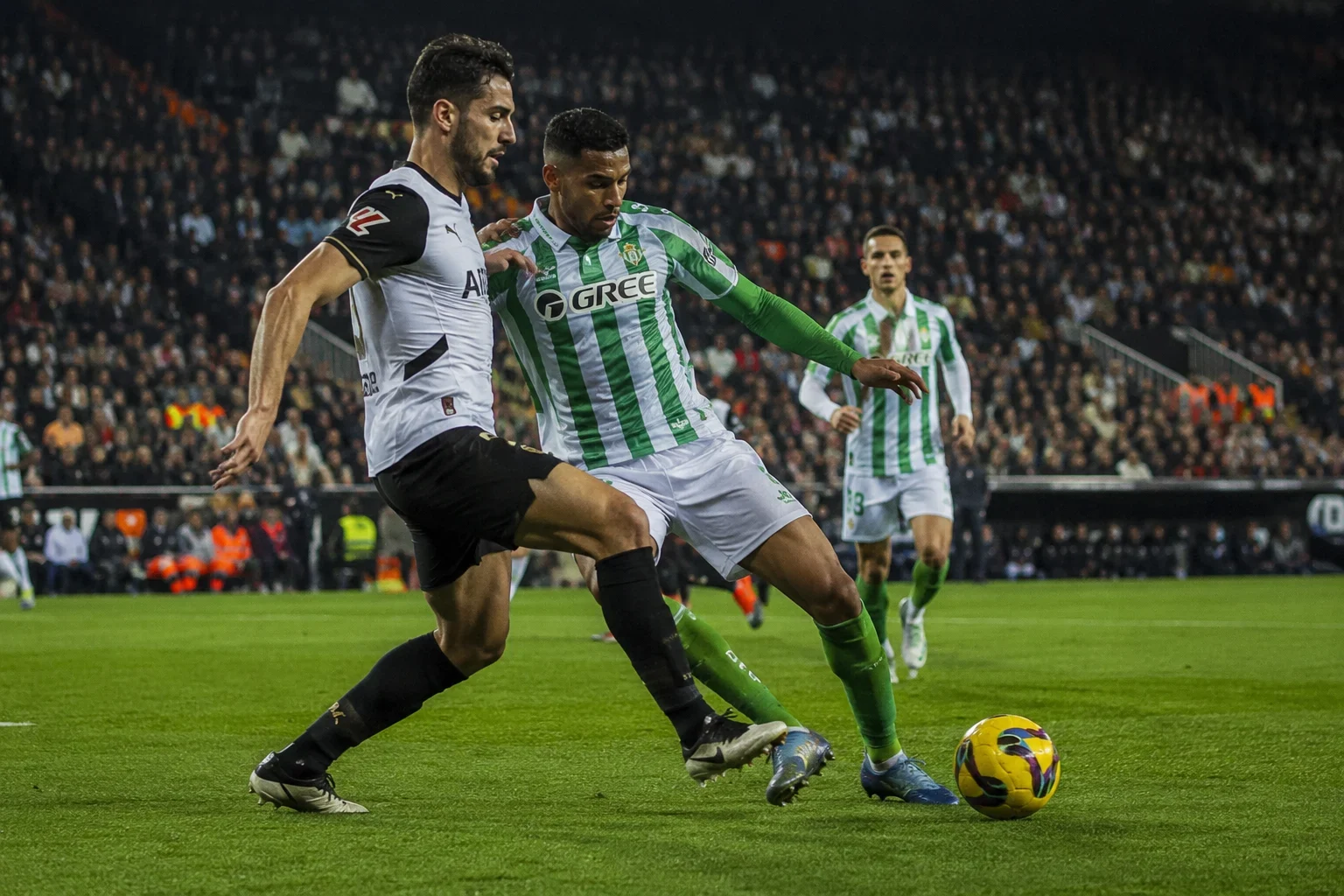 Valencia Real Betis - action de Liga entre Valencia et le Real Betis à Mestalla