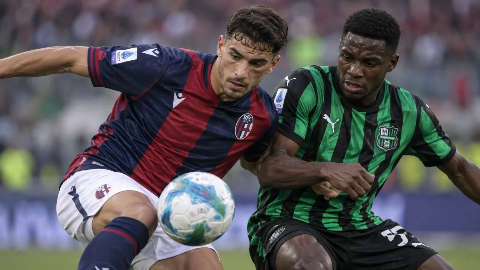 Bologna Sassuolo - duel au ballon dans le résumé de Serie A