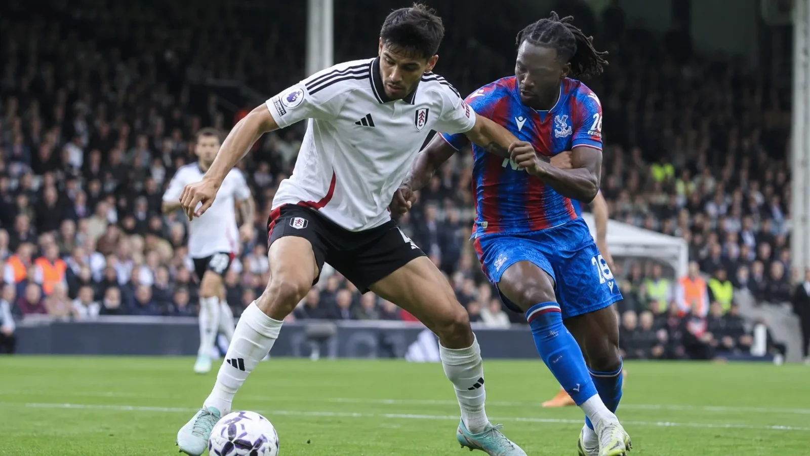 Fulham Crystal Palace : Palace renverse le match, 2-3