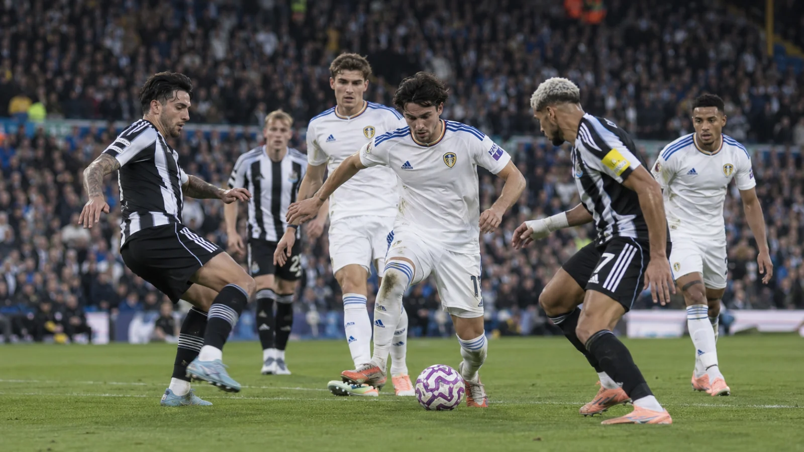 Leeds United Newcastle United action de match à Elland Road