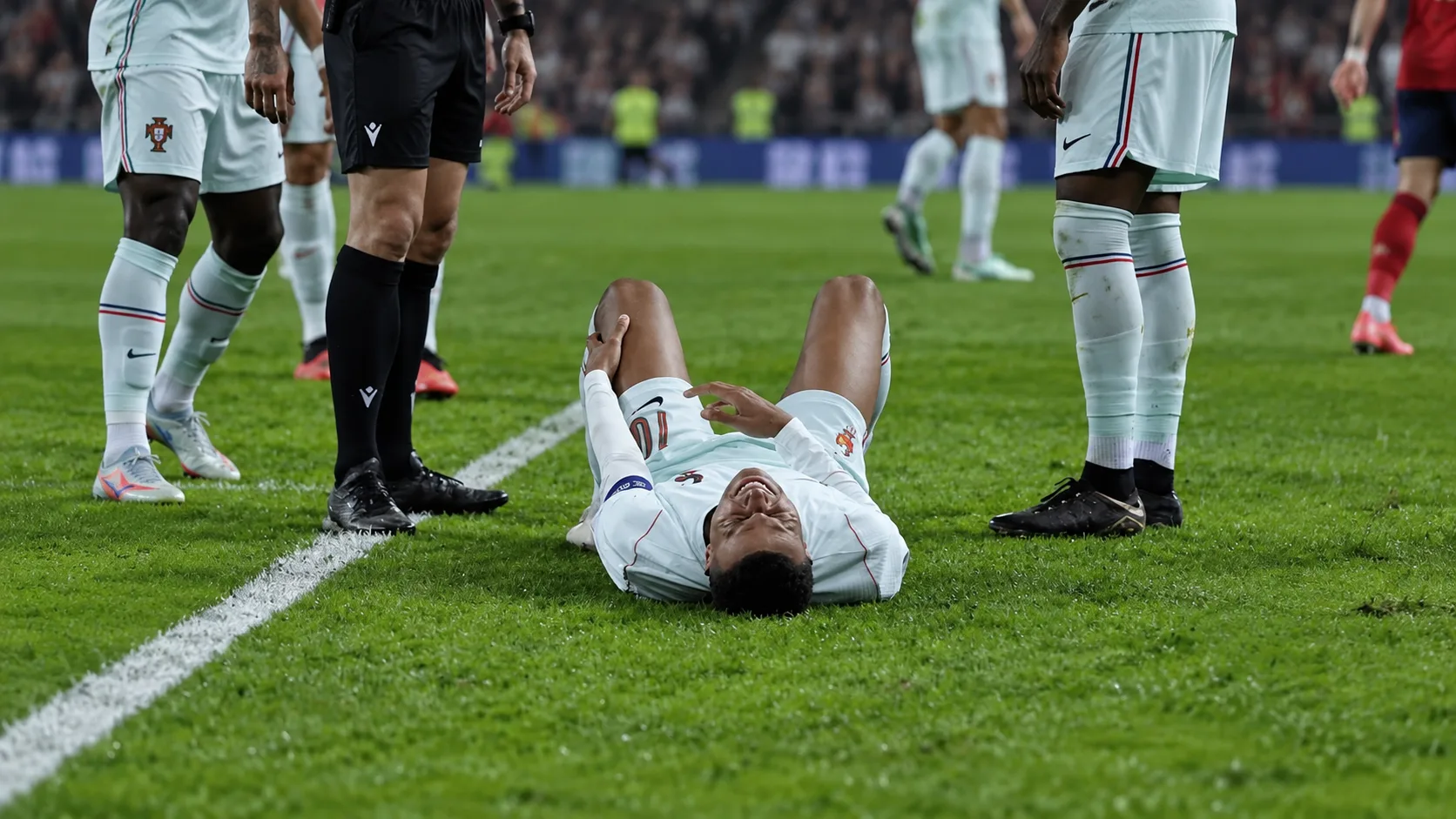 Real Madrid : Mbappé a échappé au pire après son choc au genou