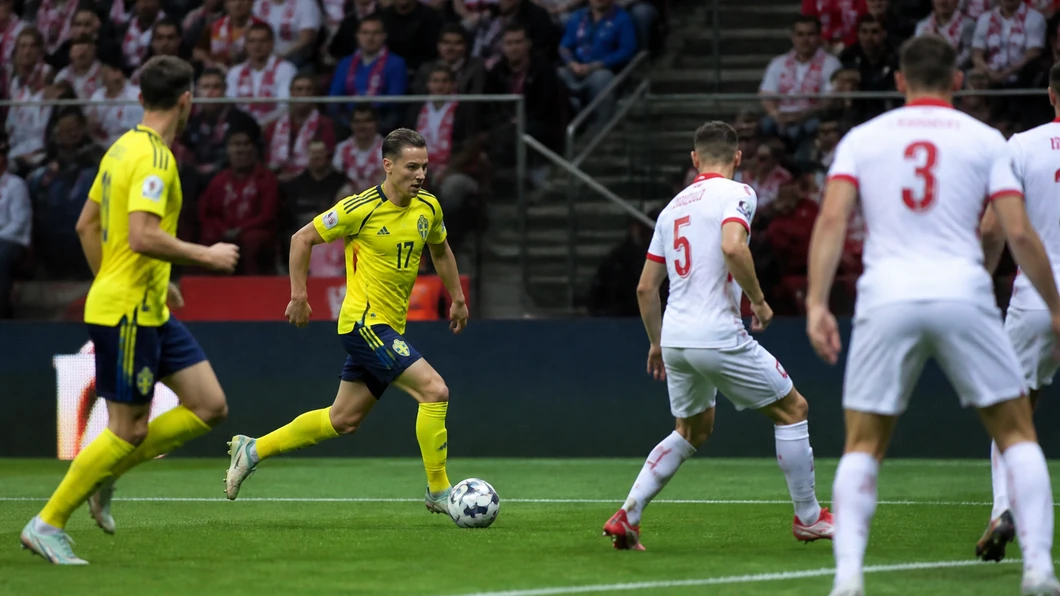 Action offensive de la Suède face à la Pologne en Ligue des Nations