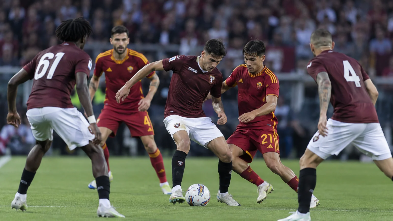 Torino Roma - duel au milieu de terrain en Serie A
