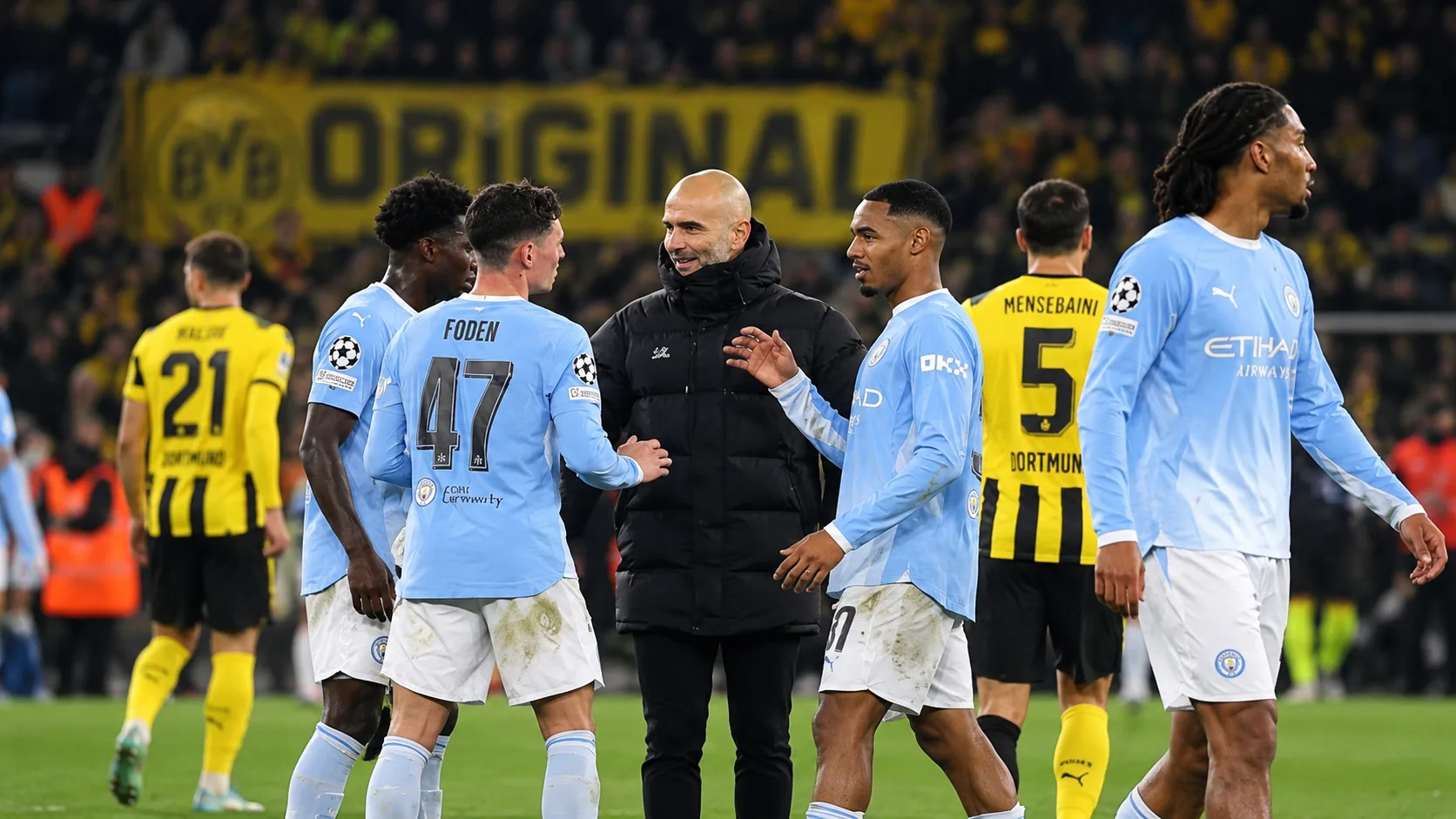 Foden frappe trois fois : City écarte l’AEK 5-1