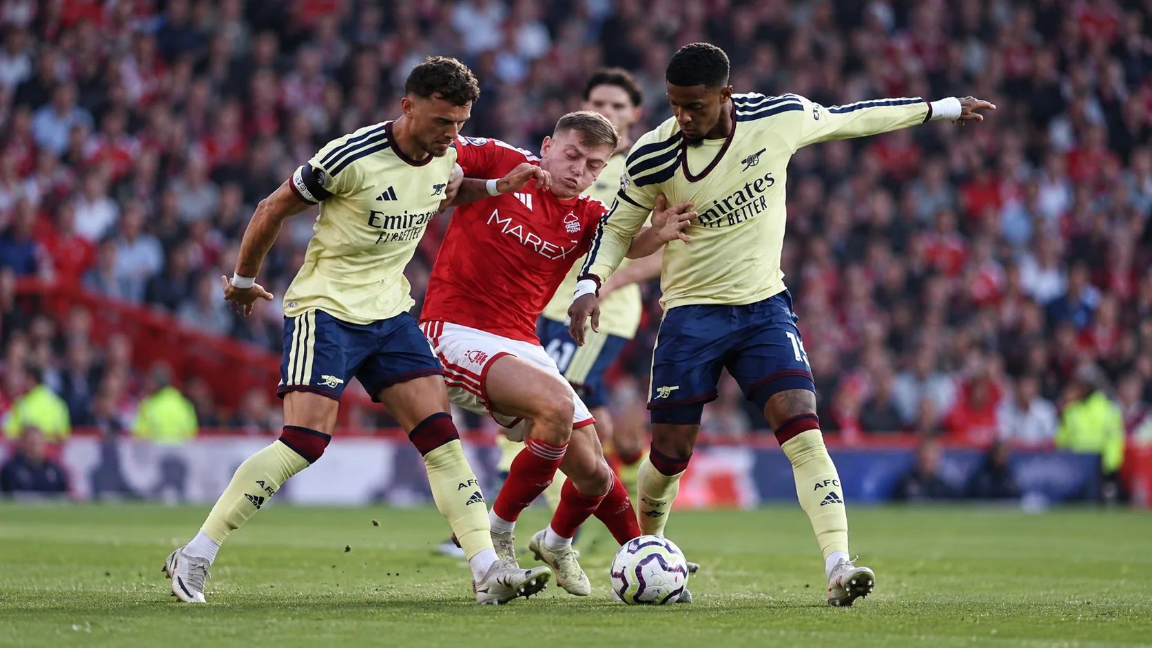 Madueke tranche à la 80e : Arsenal s’impose à Nottingham