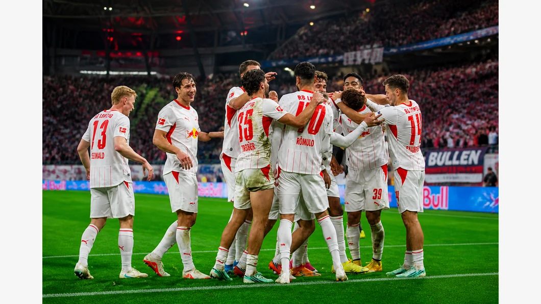 Leipzig débloque tout après la pause et écrase Elversberg 4-0